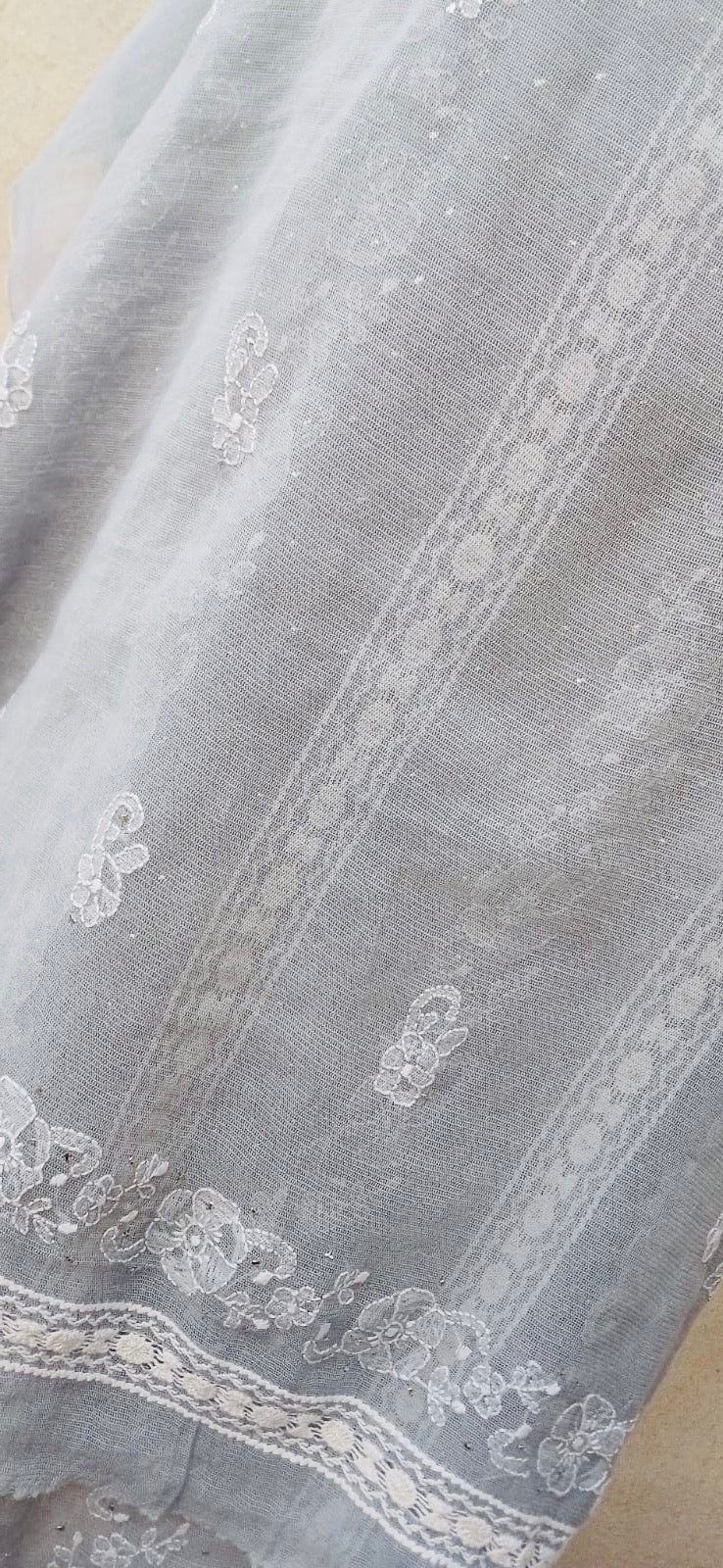 Grey Elegance Chickenkari Duo