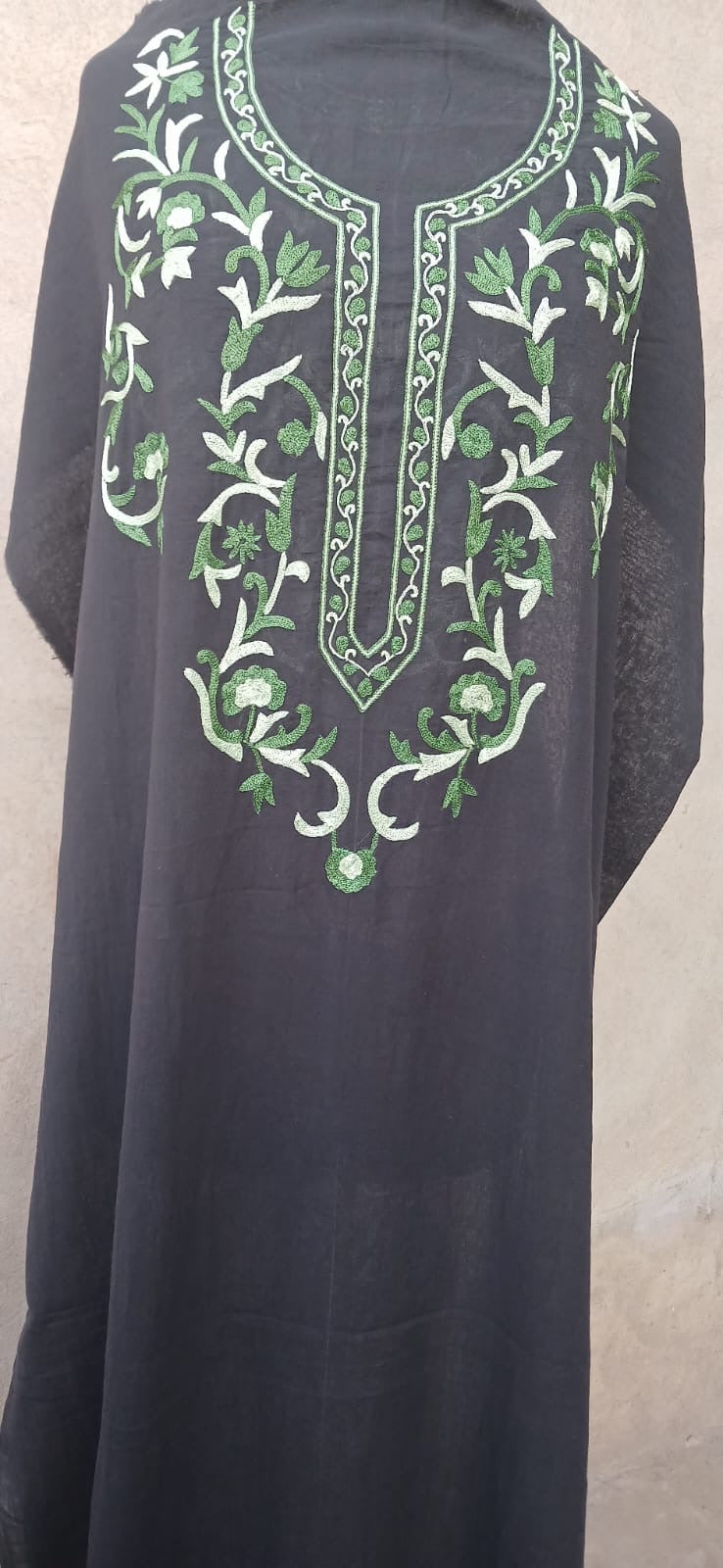 Black & Green Aari Vibes