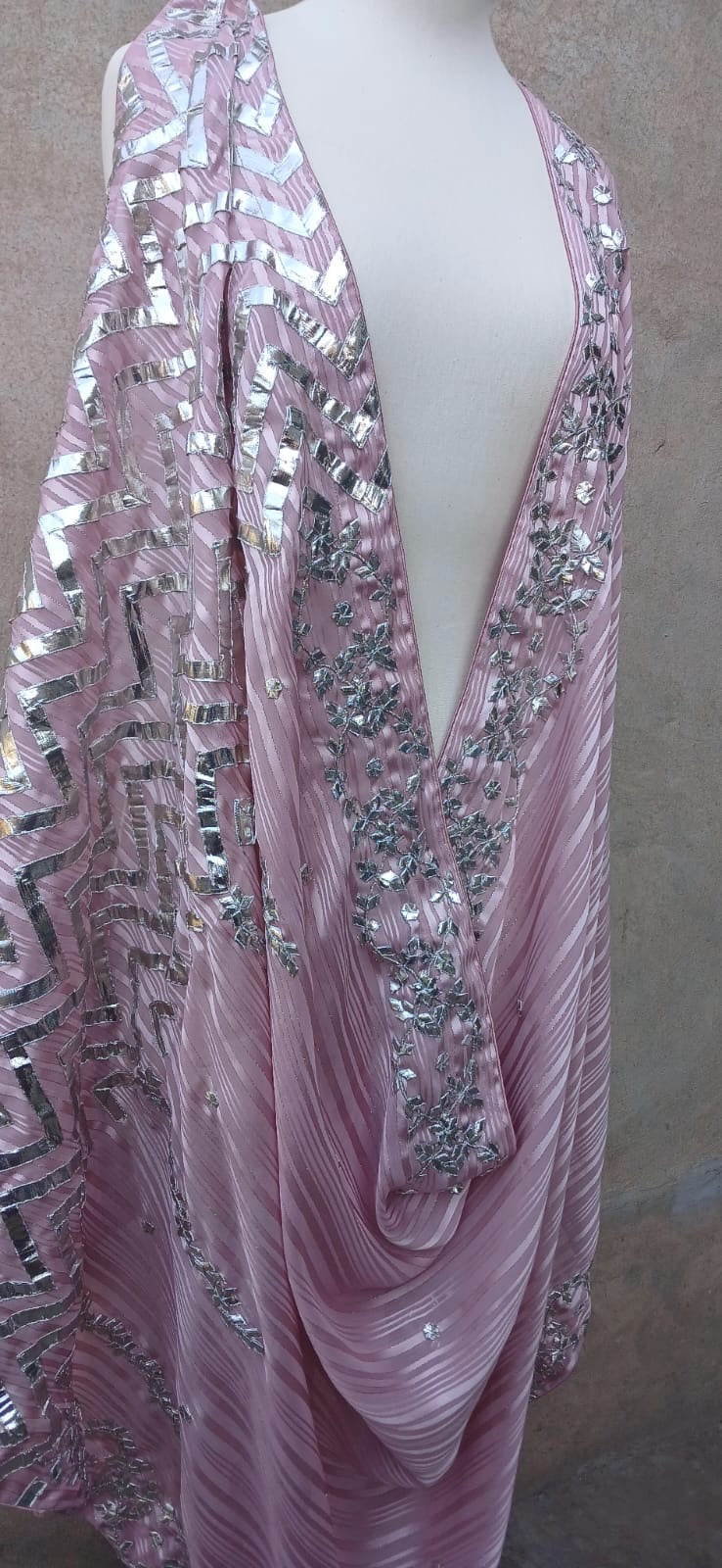 Silvery Pink Royal