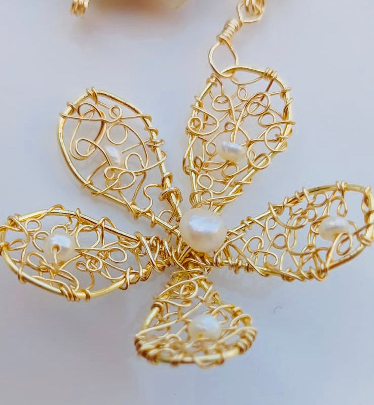 Radiant Pearl Luxe
