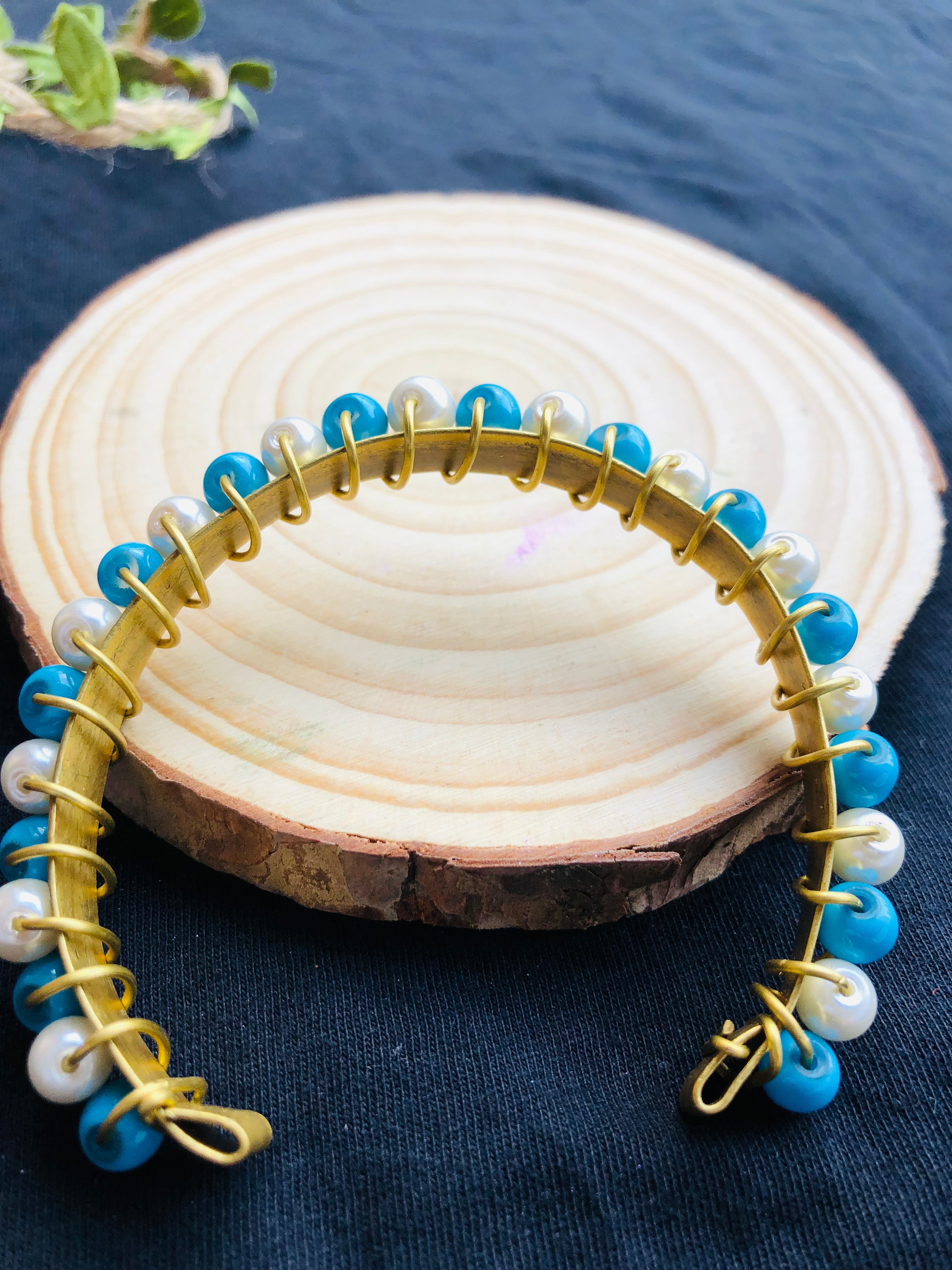 Chic Pearl Cuff