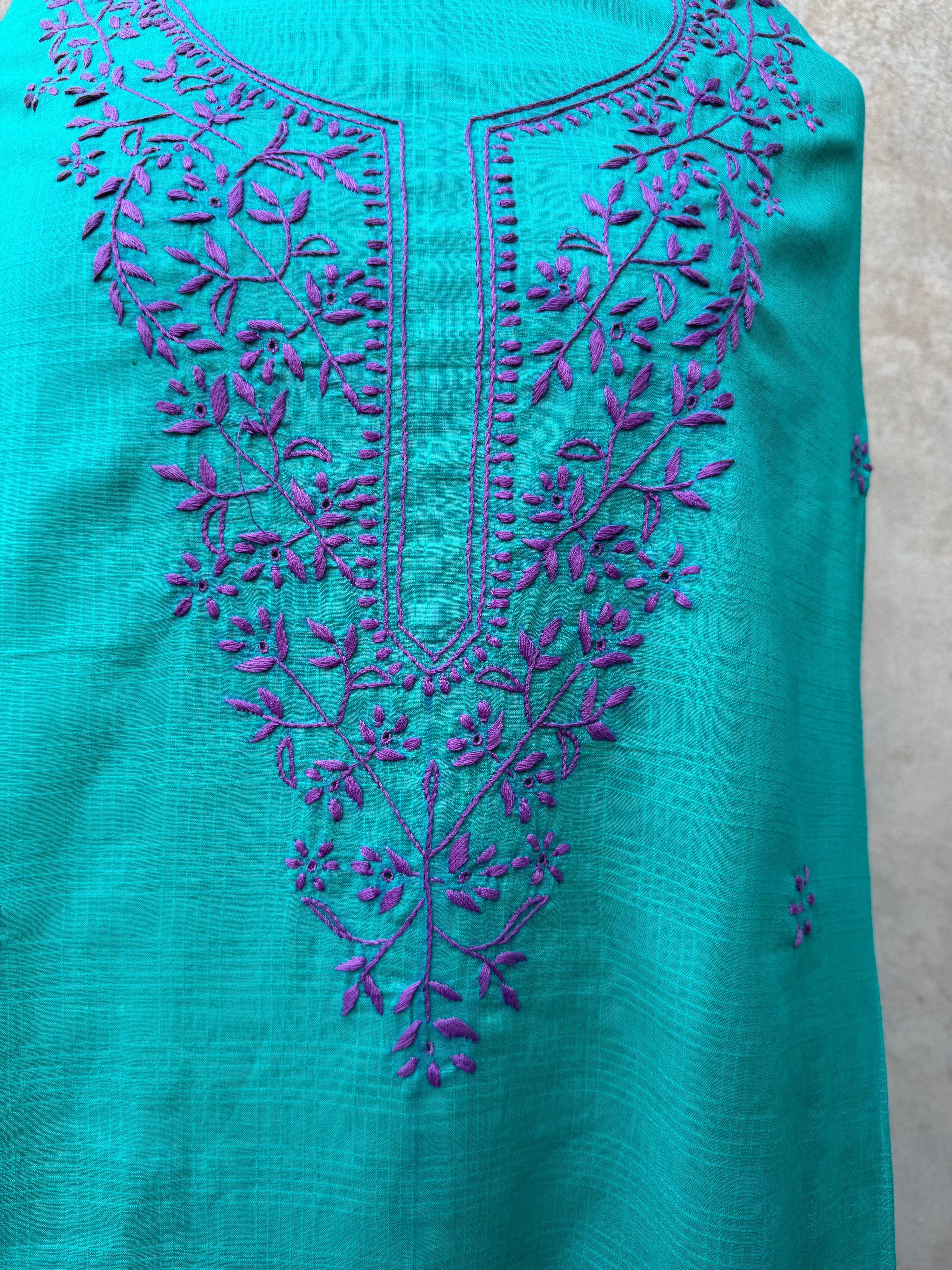 Summer Teal Handwork Lawn