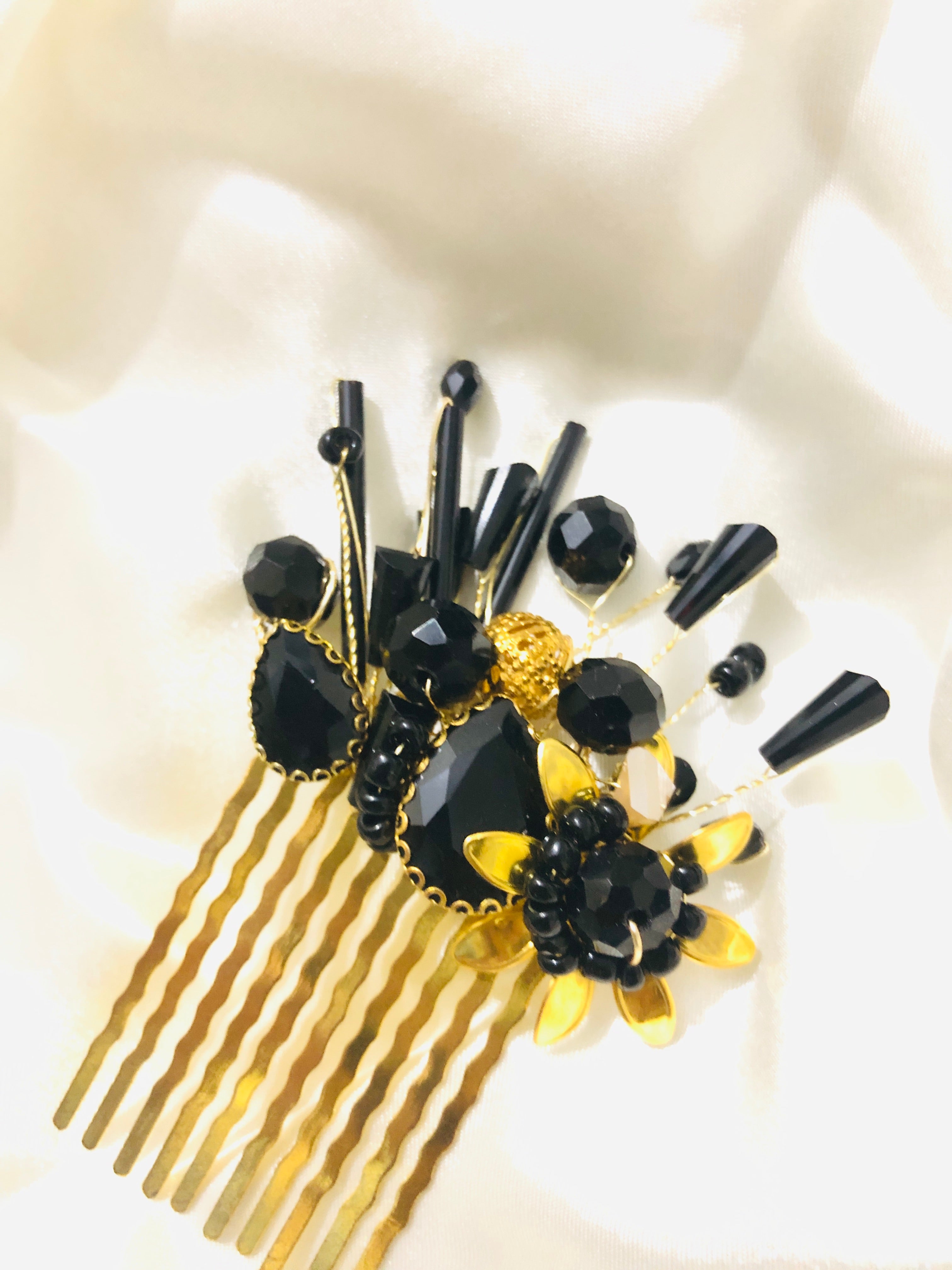 Crystal-Embellished Hair piece