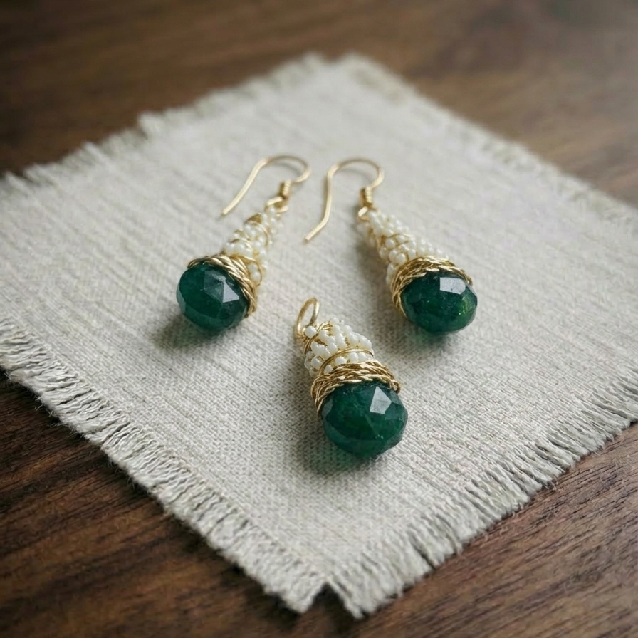 Royal Emerald & Pearl Duo