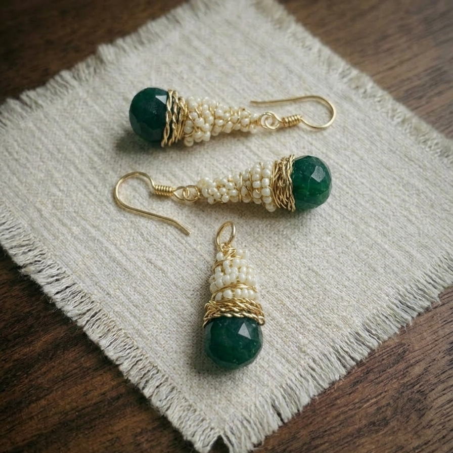 Royal Emerald & Pearl Duo