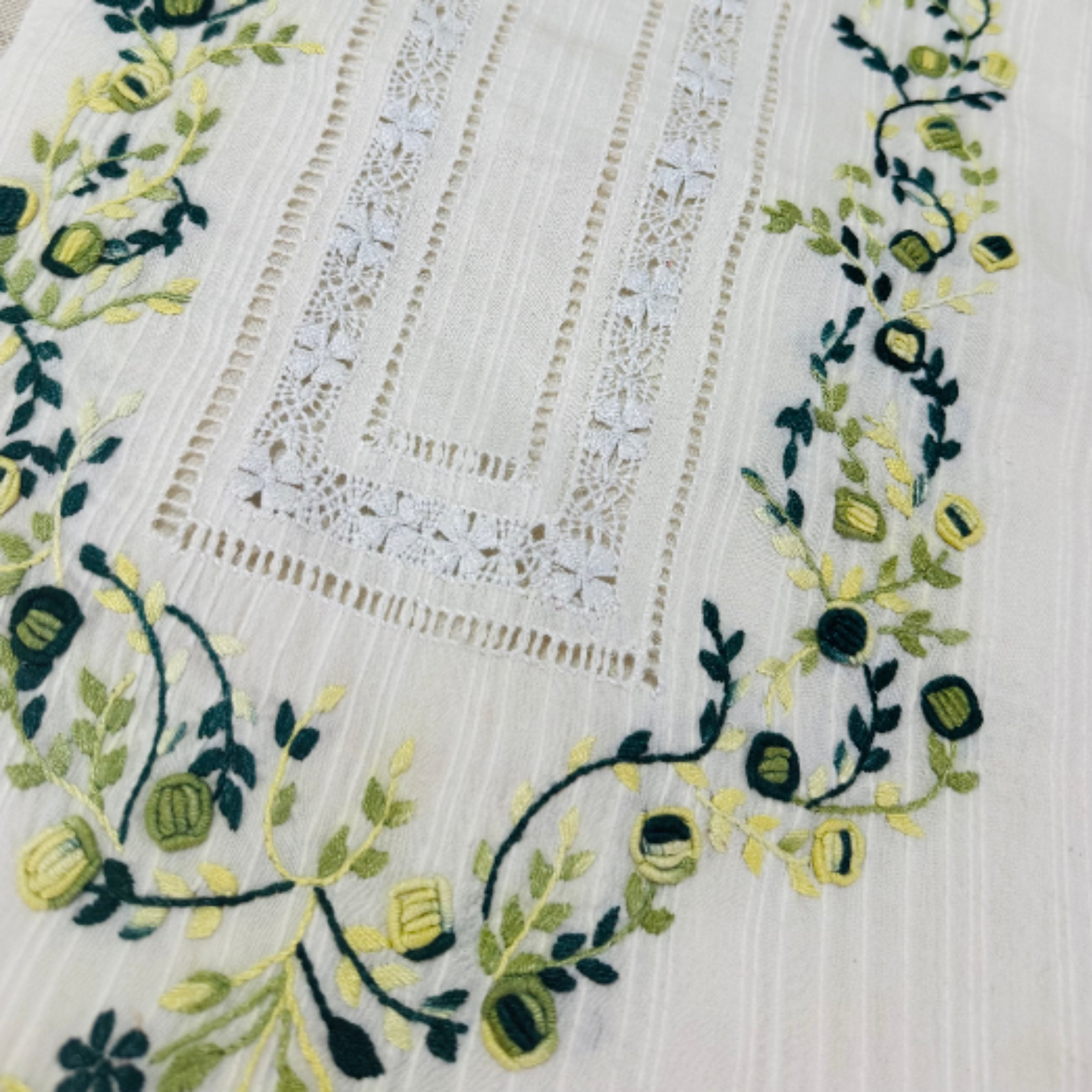 Khaddi Lawn Statement Shirt 🌱