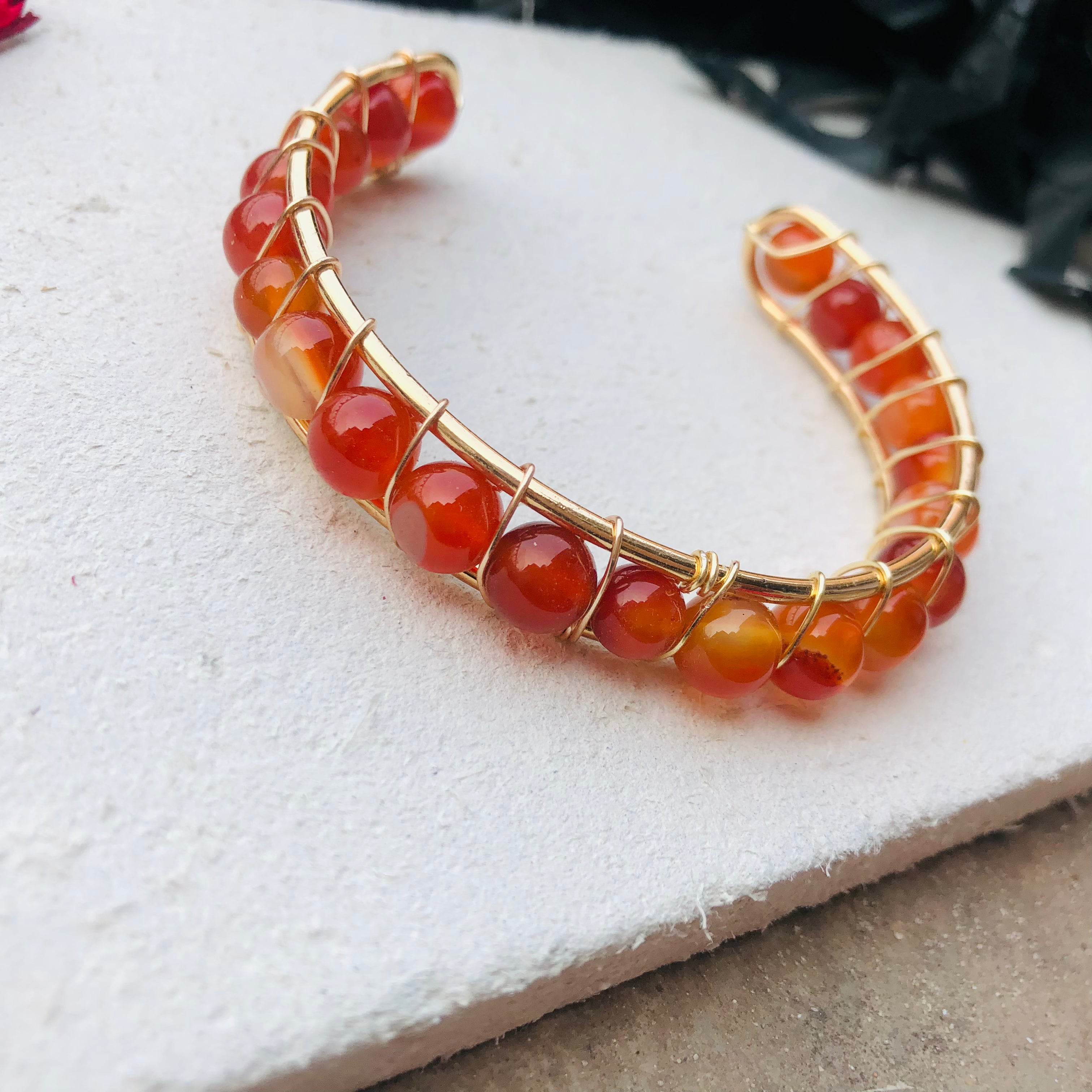 Golden Agate Cuff – Earthy Elegance
