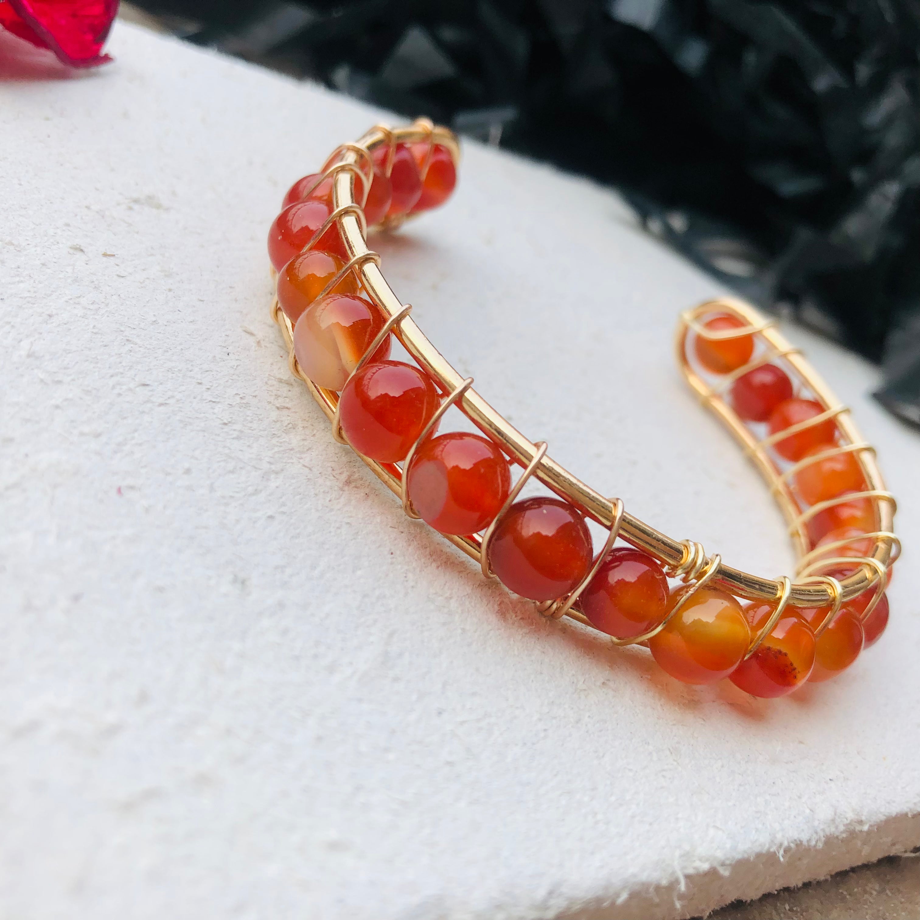 Golden Agate Cuff – Earthy Elegance