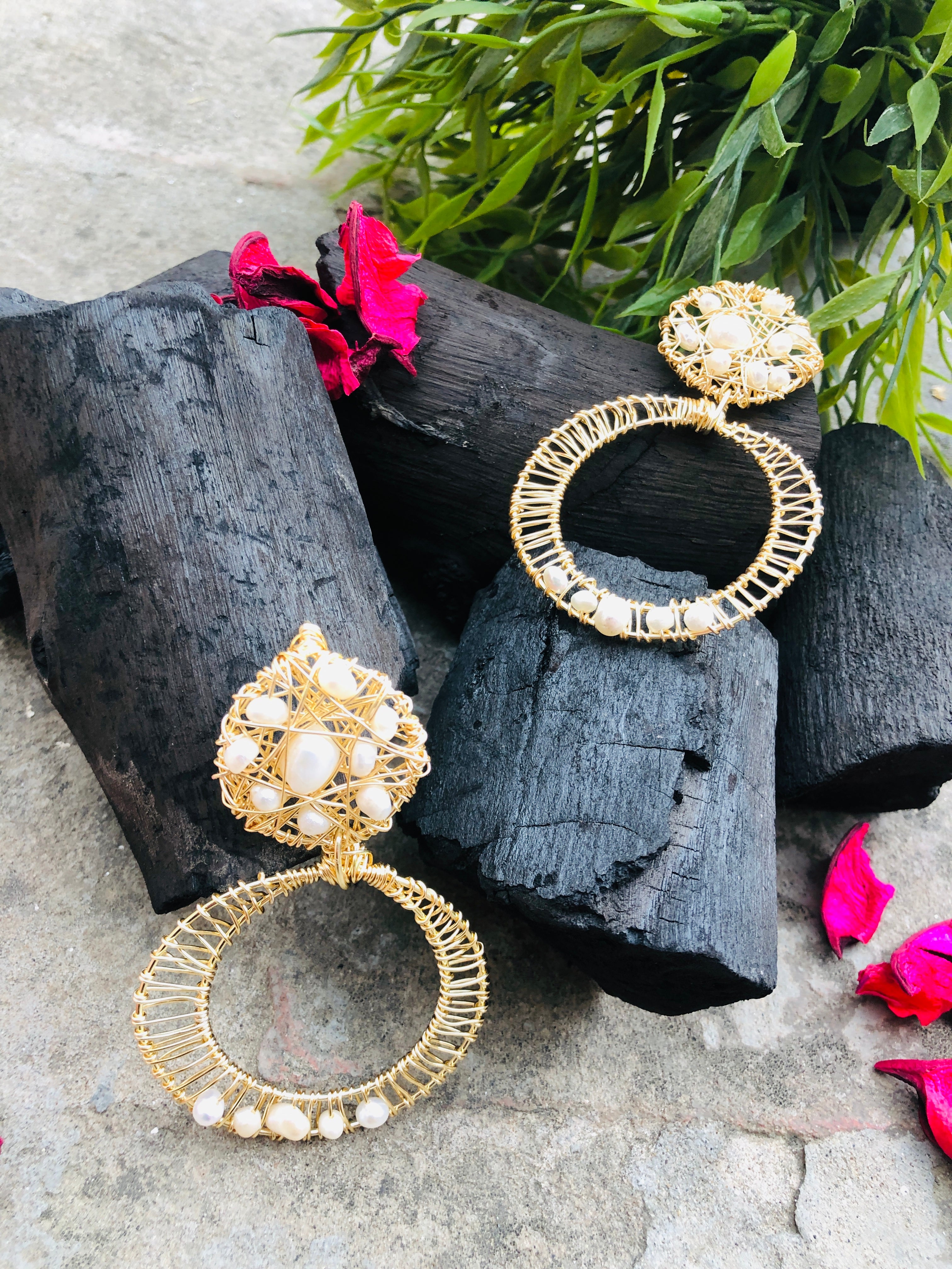 Pearl & Gold Baliyan