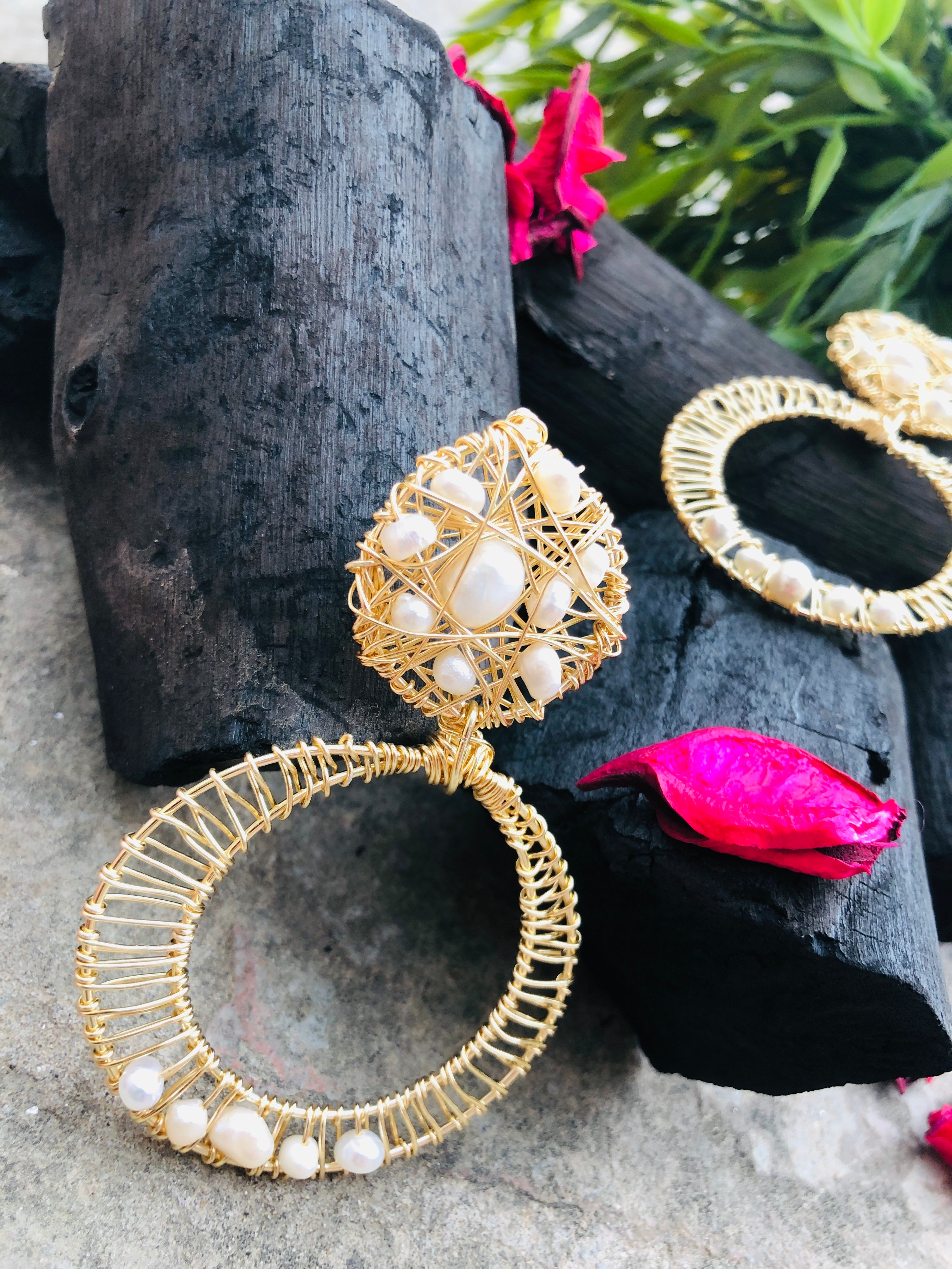 Pearl & Gold Baliyan