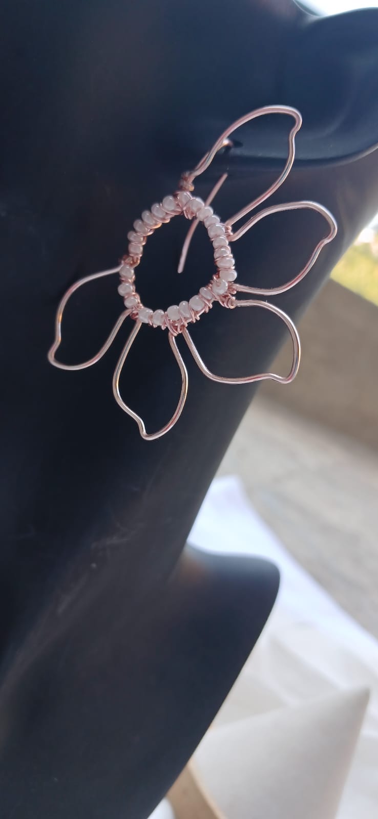 Floral Curve