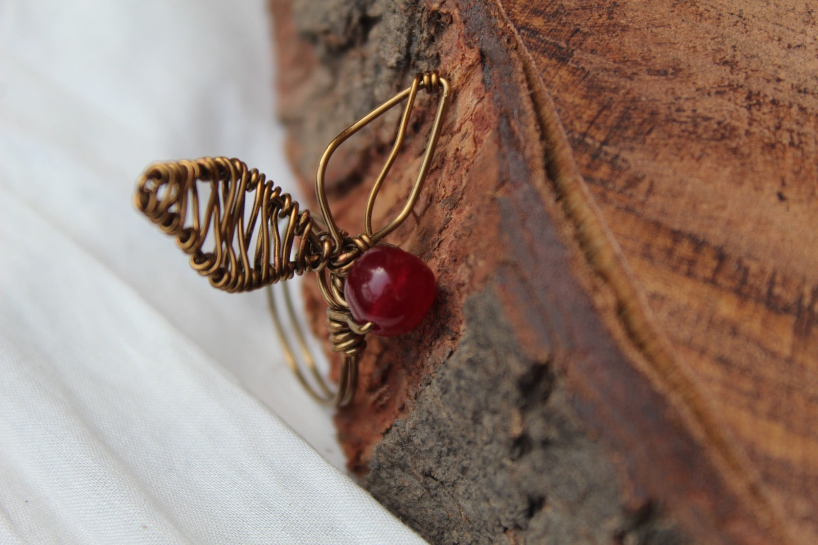 Ruby Leaf Drip 🍃