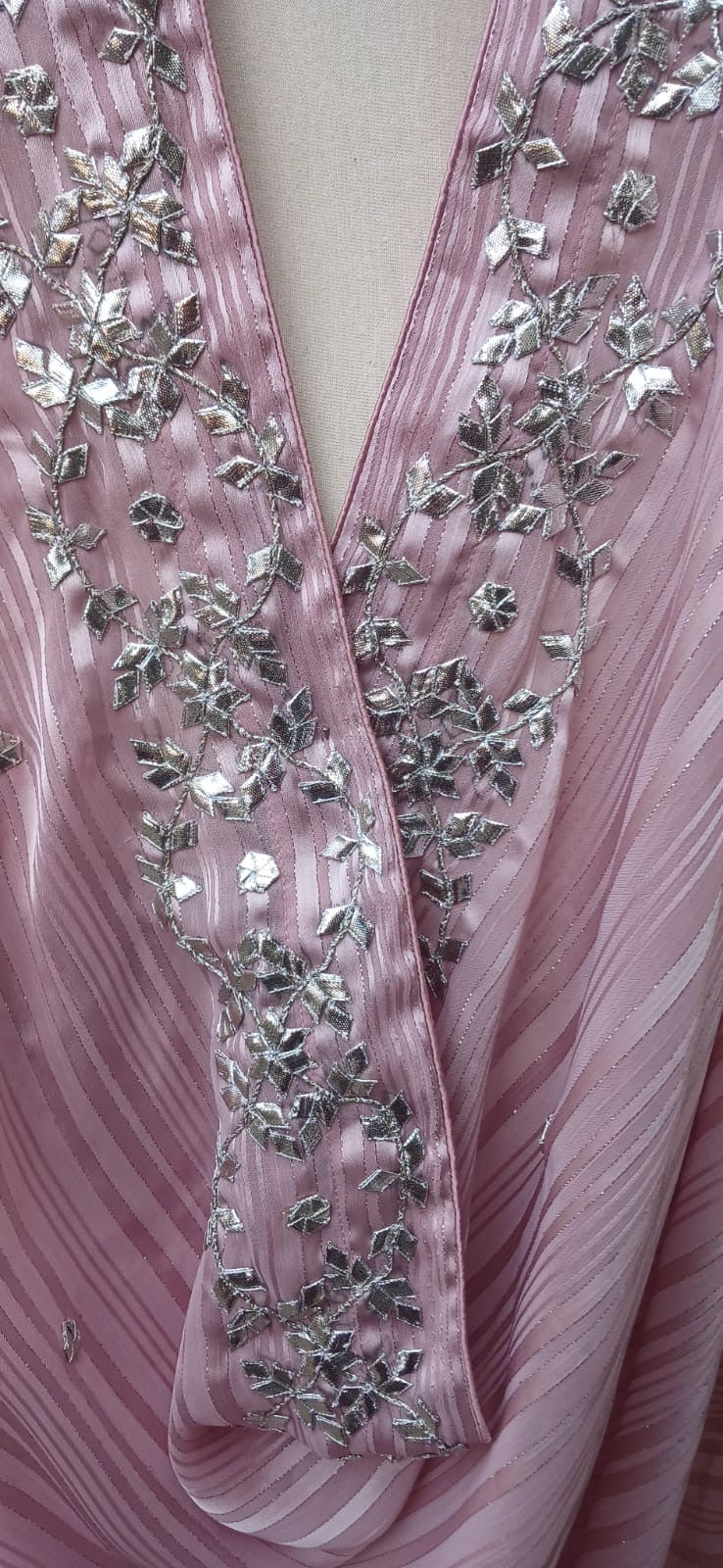 Silvery Pink Royal