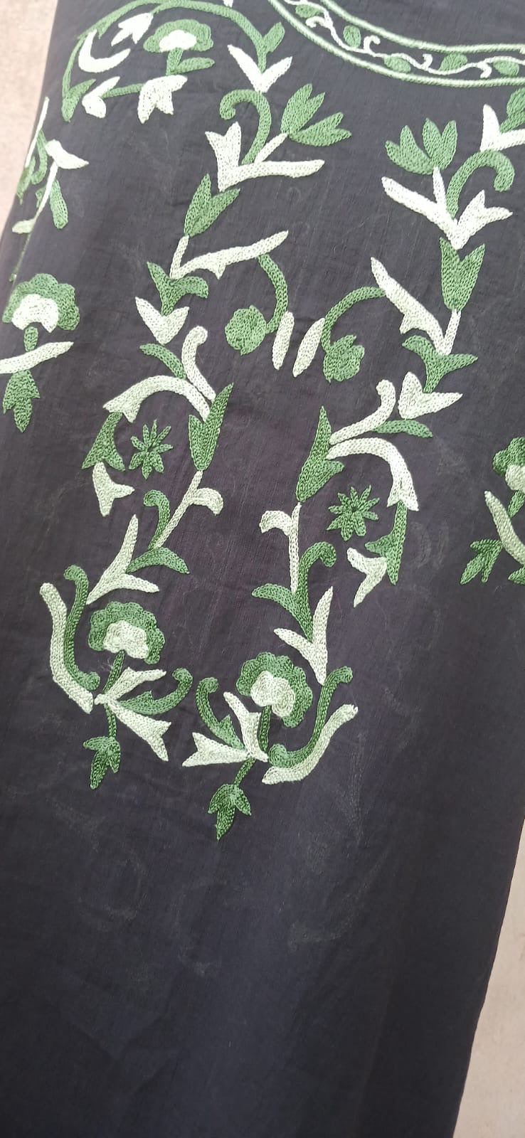 Black & Green Aari Vibes